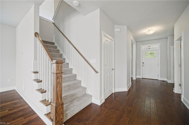 Photo 5 of 50 residential for sale in Chesapeake virginia Photo 5 of 50 residential for sale in Chesapeake virginia