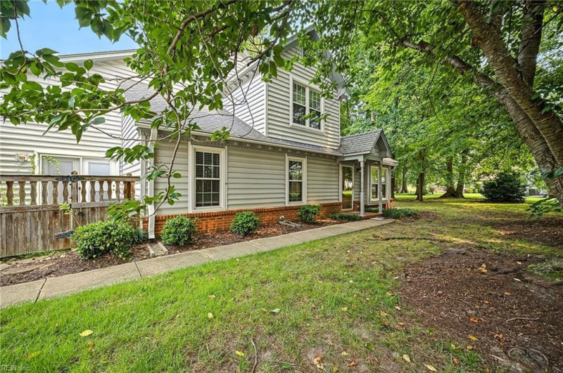 Photo 1 of 40 residential for sale in Chesapeake virginia Photo 1 of 40 residential for sale in Chesapeake virginia
