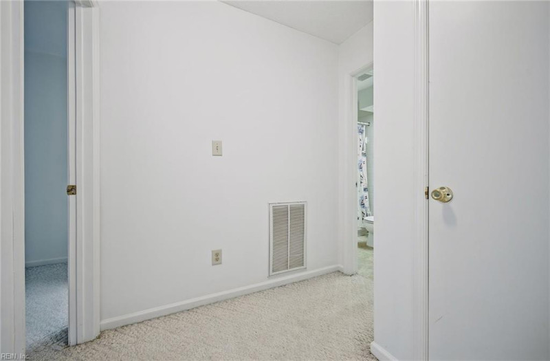 Photo 25 of 40 residential for sale in Chesapeake virginia Photo 25 of 40 residential for sale in Chesapeake virginia