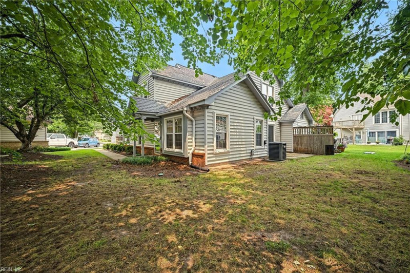 Photo 4 of 40 residential for sale in Chesapeake virginia Photo 4 of 40 residential for sale in Chesapeake virginia