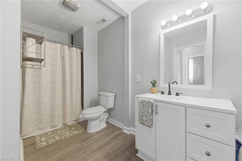 Photo 14 of 22 residential for sale in Hampton virginia Photo 14 of 22 residential for sale in Hampton virginia
