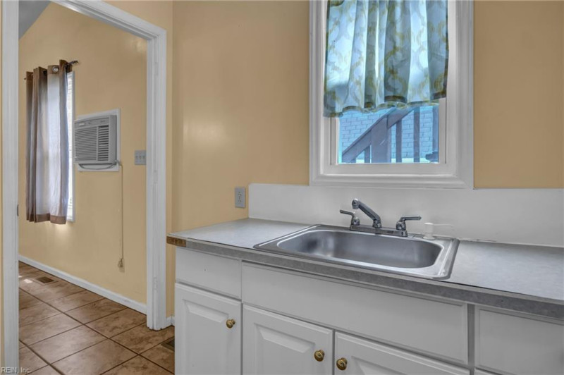 Photo 31 of 41 residential for sale in Norfolk virginia Photo 31 of 41 residential for sale in Norfolk virginia