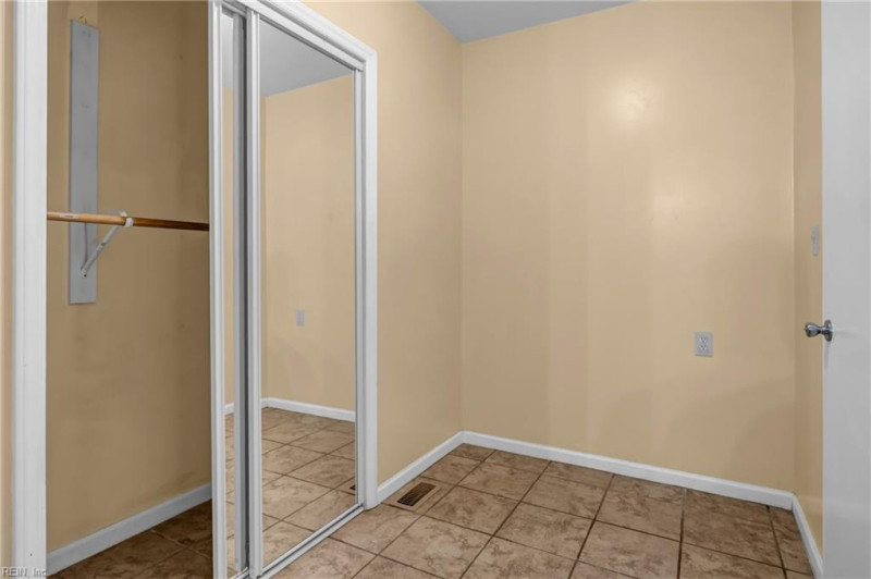 Photo 34 of 41 residential for sale in Norfolk virginia Photo 34 of 41 residential for sale in Norfolk virginia