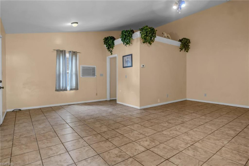 Photo 35 of 41 residential for sale in Norfolk virginia Photo 35 of 41 residential for sale in Norfolk virginia