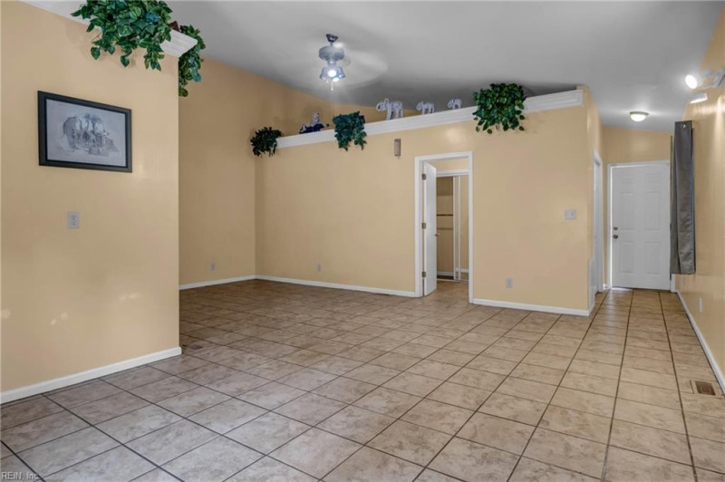 Photo 36 of 41 residential for sale in Norfolk virginia Photo 36 of 41 residential for sale in Norfolk virginia