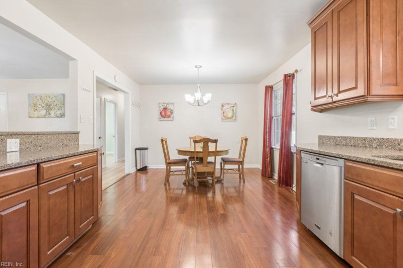Photo 12 of 39 residential for sale in Newport News virginia