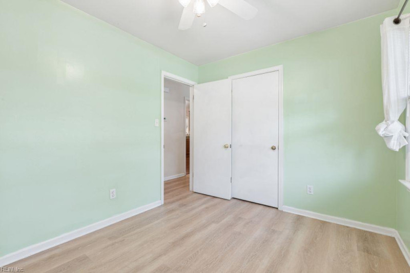 Photo 15 of 39 residential for sale in Newport News virginia