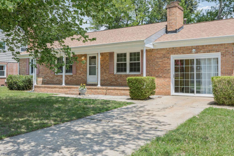 Photo 2 of 39 residential for sale in Newport News virginia