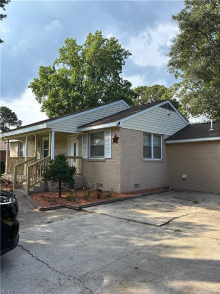 Photo 5 of 23 residential for sale in Chesapeake virginia Photo 5 of 23 residential for sale in Chesapeake virginia