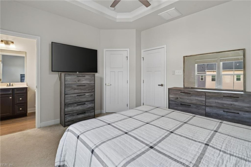 Photo 18 of 30 residential for sale in Poquoson virginia