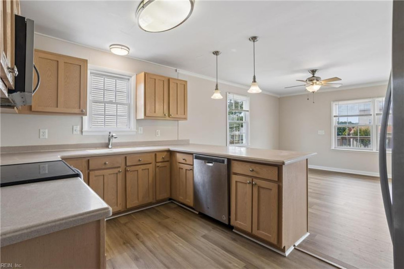Photo 9 of 49 residential for sale in Hampton virginia Photo 9 of 49 residential for sale in Hampton virginia