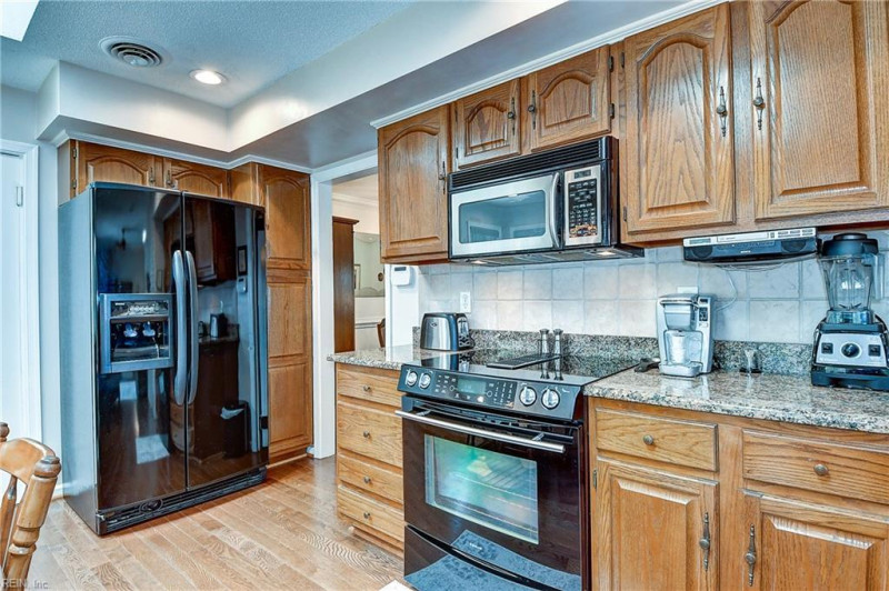 Photo 19 of 49 residential for sale in Norfolk virginia Photo 19 of 49 residential for sale in Norfolk virginia