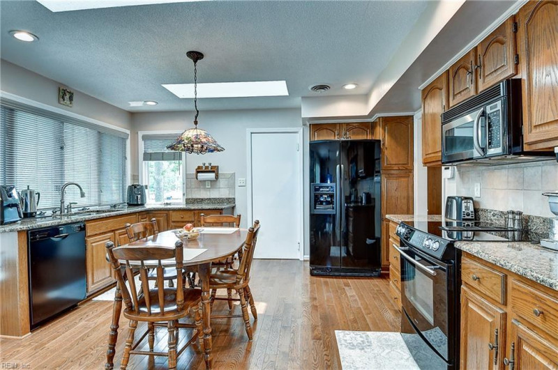 Photo 23 of 49 residential for sale in Norfolk virginia Photo 23 of 49 residential for sale in Norfolk virginia