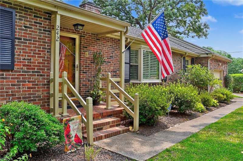 Photo 3 of 49 residential for sale in Norfolk virginia Photo 3 of 49 residential for sale in Norfolk virginia