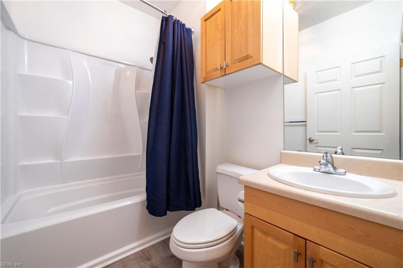 Photo 19 of 31 residential for sale in Newport News virginia
