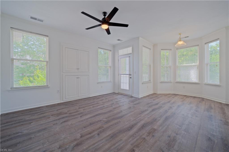 Photo 23 of 31 residential for sale in Newport News virginia