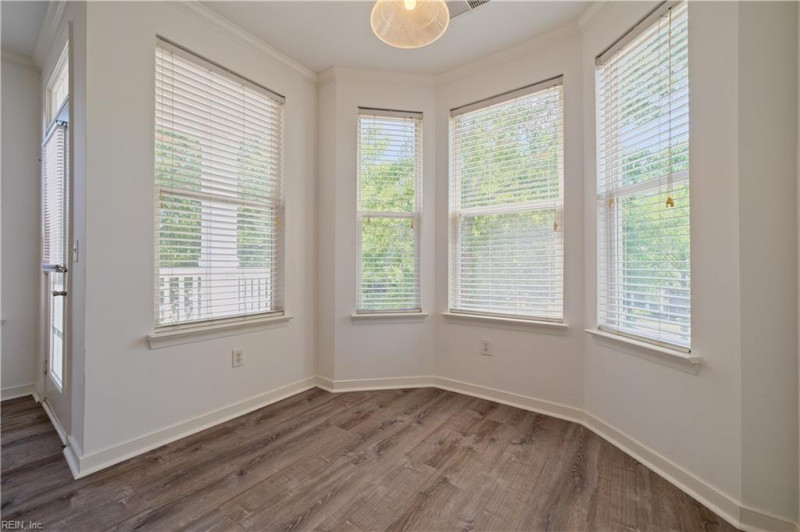 Photo 27 of 31 residential for sale in Newport News virginia