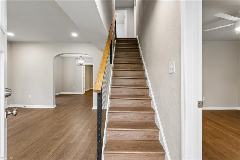 Photo 3 of 37 residential for sale in Newport News virginia