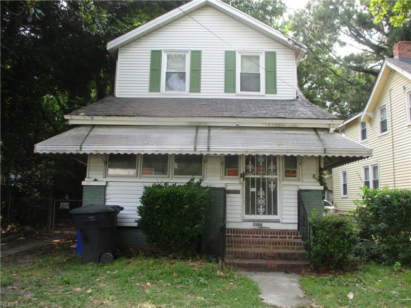 Photo 2 of 27 residential for sale in Portsmouth virginia