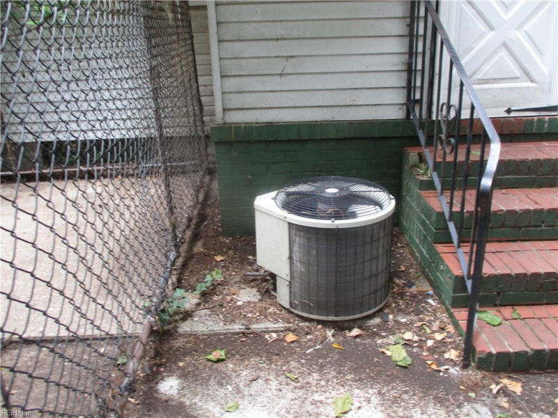 Photo 25 of 27 residential for sale in Portsmouth virginia