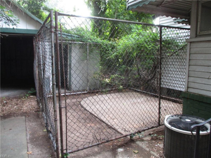 Photo 27 of 27 residential for sale in Portsmouth virginia