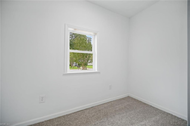 Photo 15 of 33 residential for sale in Virginia Beach virginia