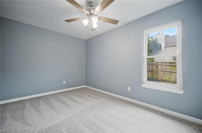 Photo 16 of 33 residential for sale in Virginia Beach virginia