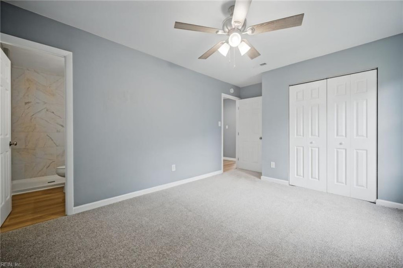 Photo 17 of 33 residential for sale in Virginia Beach virginia