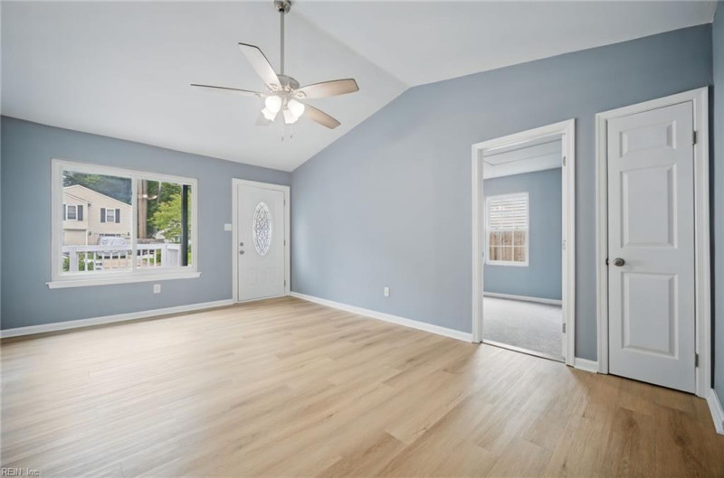Photo 8 of 33 residential for sale in Virginia Beach virginia