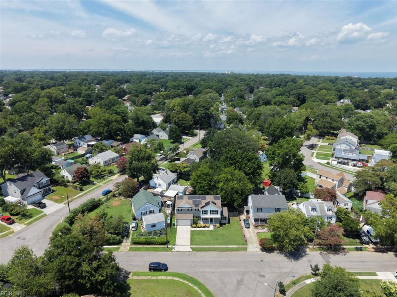 Photo 43 of 50 residential for sale in Norfolk virginia Photo 43 of 50 residential for sale in Norfolk virginia