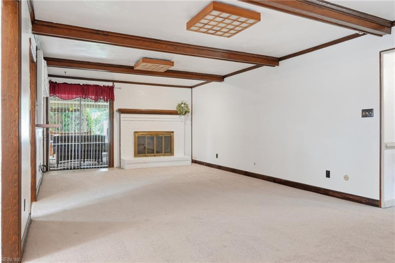 Photo 12 of 38 residential for sale in Norfolk virginia