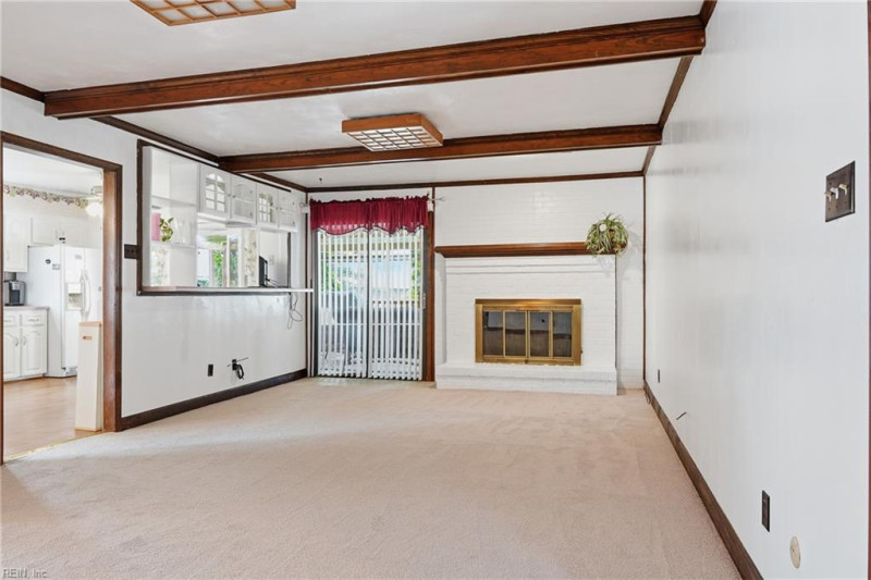 Photo 13 of 38 residential for sale in Norfolk virginia