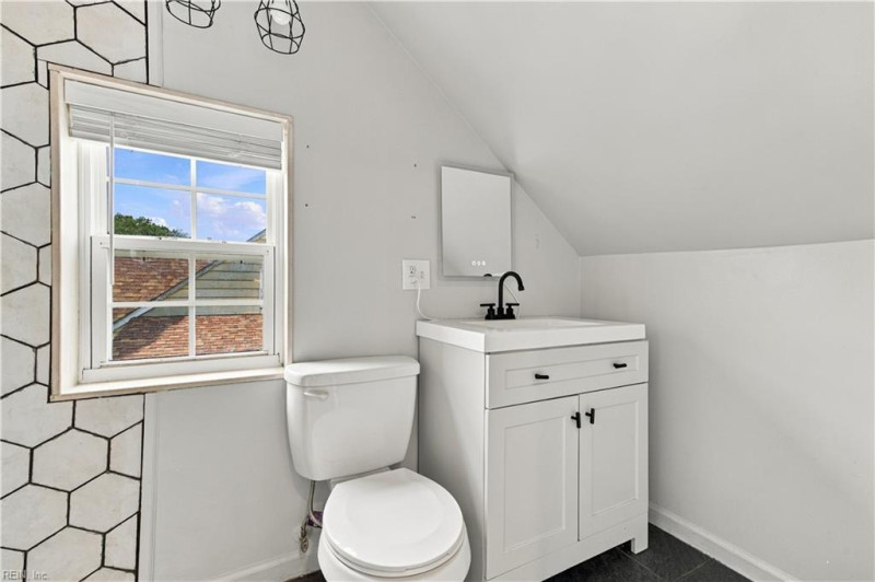 Photo 16 of 20 residential for sale in Norfolk virginia