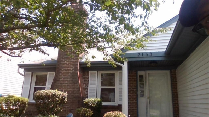 Photo 2 of 30 residential for sale in Virginia Beach virginia