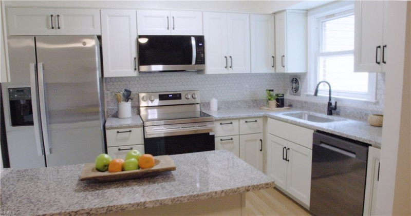Photo 8 of 30 residential for sale in Newport News virginia