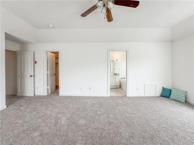 Photo 21 of 40 residential for sale in Virginia Beach virginia