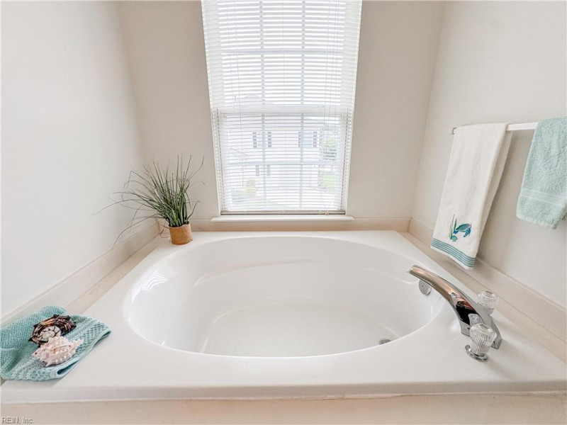 Photo 25 of 40 residential for sale in Virginia Beach virginia