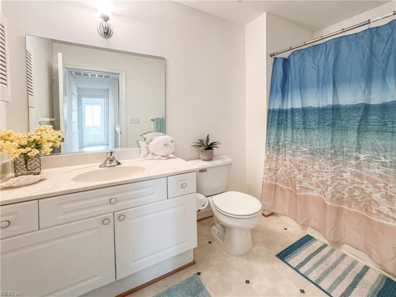 Photo 33 of 40 residential for sale in Virginia Beach virginia