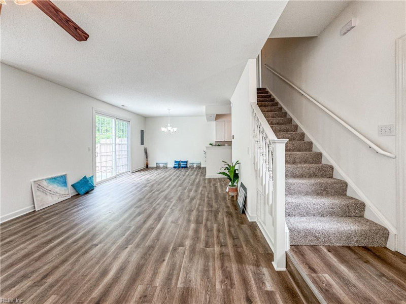 Photo 6 of 40 residential for sale in Virginia Beach virginia
