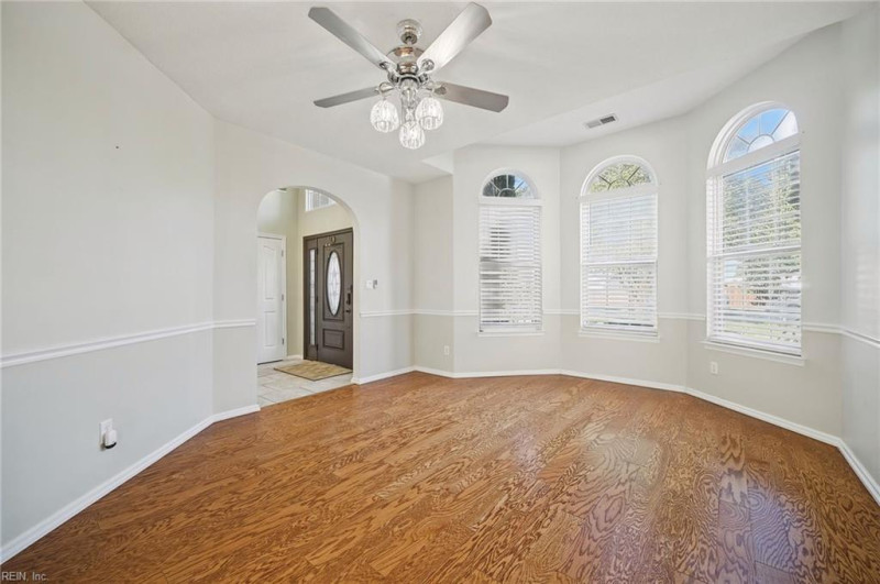 Photo 7 of 50 residential for sale in Virginia Beach virginia Photo 7 of 50 residential for sale in Virginia Beach virginia