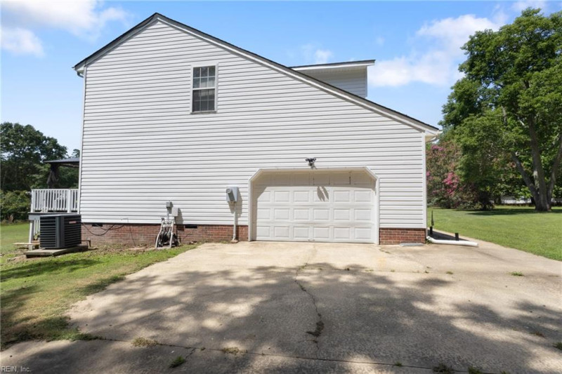 Photo 6 of 50 residential for sale in Gloucester County virginia Photo 6 of 50 residential for sale in Gloucester County virginia