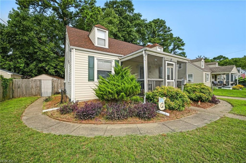 Photo 3 of 45 residential for sale in Portsmouth virginia Photo 3 of 45 residential for sale in Portsmouth virginia