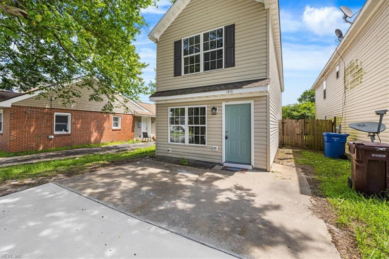 Photo 2 of 30 residential for sale in Chesapeake virginia Photo 2 of 30 residential for sale in Chesapeake virginia