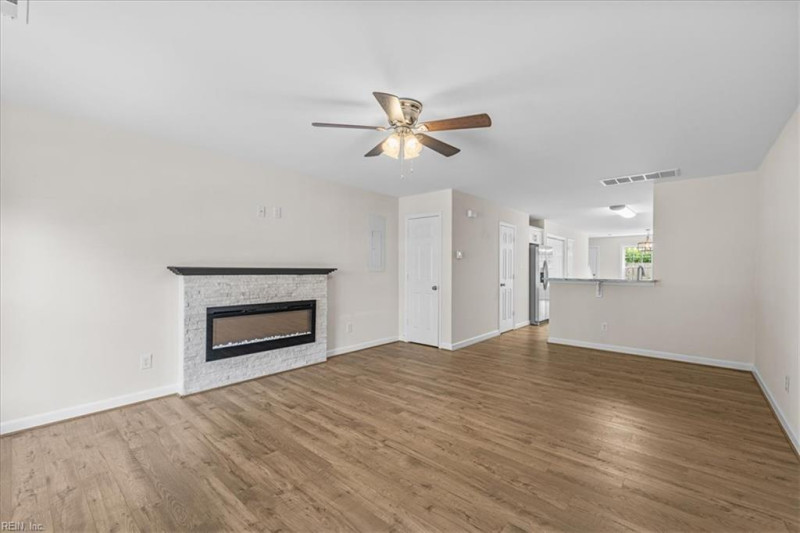 Photo 3 of 30 residential for sale in Chesapeake virginia Photo 3 of 30 residential for sale in Chesapeake virginia