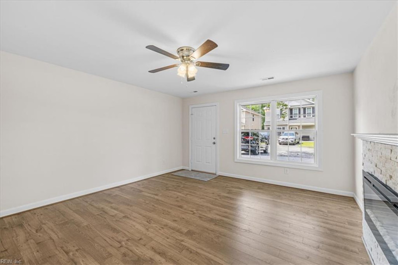 Photo 5 of 30 residential for sale in Chesapeake virginia Photo 5 of 30 residential for sale in Chesapeake virginia