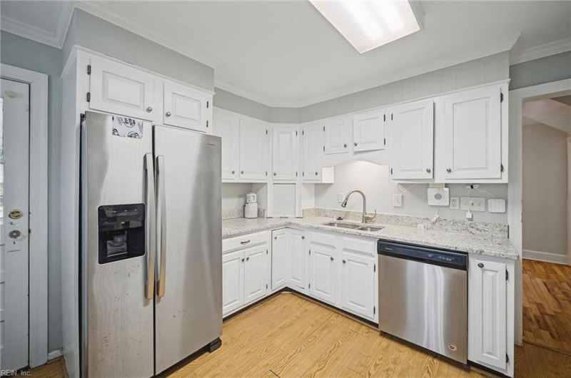 Photo 14 of 46 residential for sale in Norfolk virginia