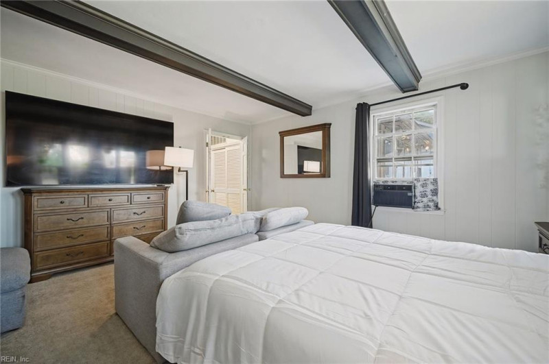 Photo 18 of 46 residential for sale in Norfolk virginia