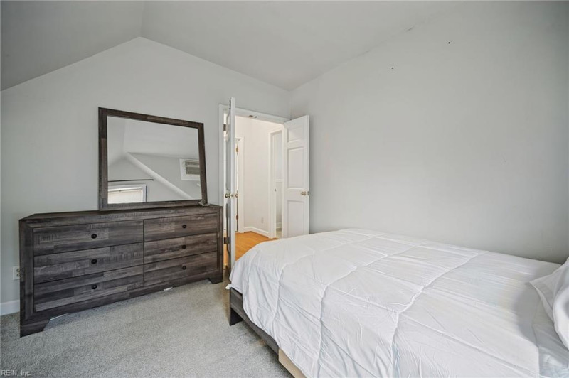 Photo 19 of 46 residential for sale in Norfolk virginia