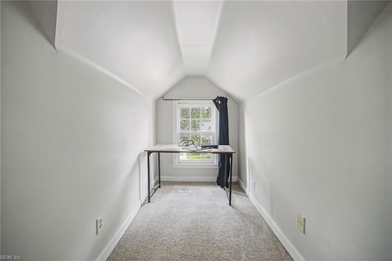 Photo 21 of 46 residential for sale in Norfolk virginia