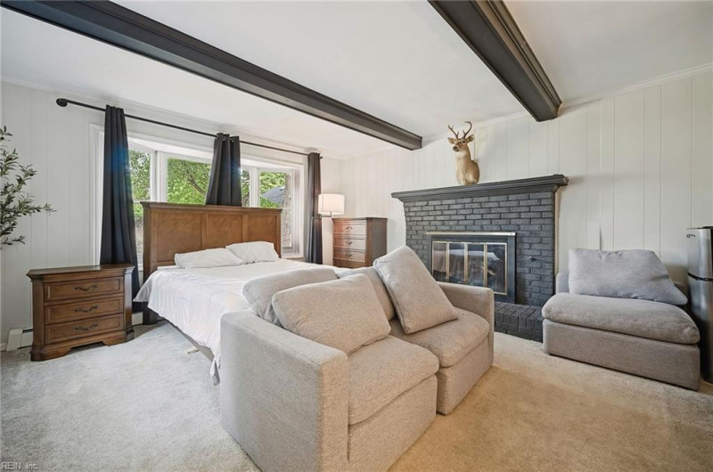 Photo 9 of 46 residential for sale in Norfolk virginia